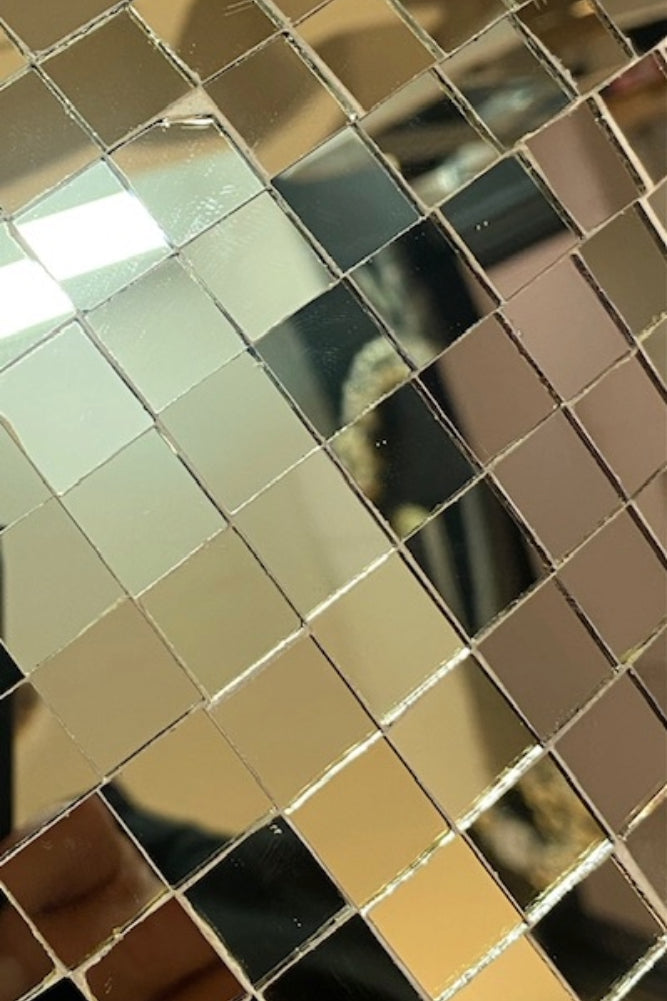 Boule disco en forme de cœur enflammé - SECONDS