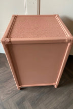 Table de chevet rose pâle - ÉCHANTILLON