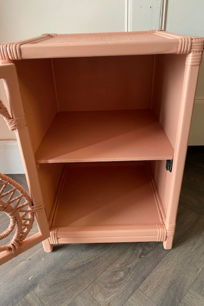 Table de chevet rose pâle - ÉCHANTILLON