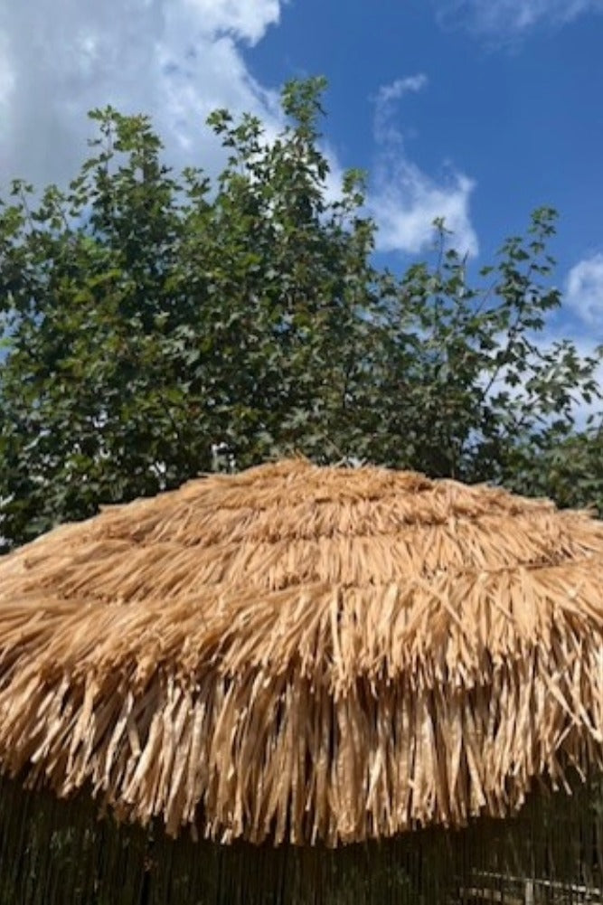 Parasol de jardin à franges effet raphia HKLIVING - FIN DE SÉRIE