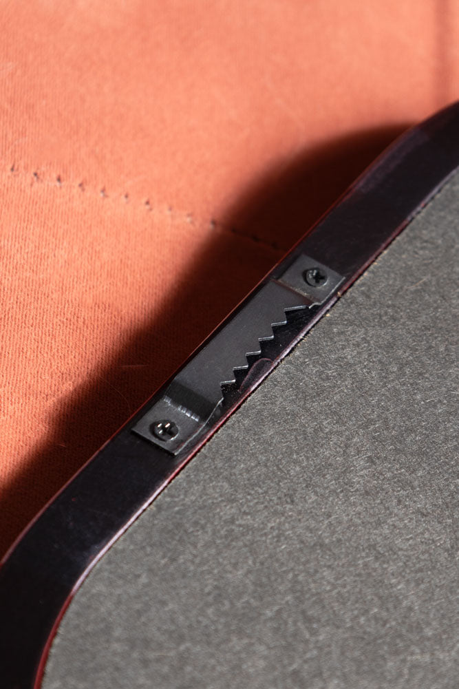 Lot de 2 cadres à rayures rouges et blanches avec imprimés de fleurs colorées