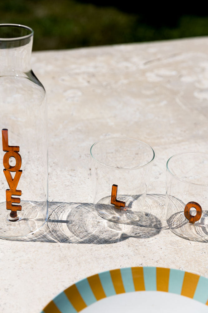 Verres à boire Amber LOVE en verre transparent