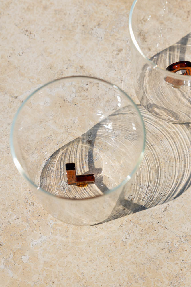 Verres à boire Amber LOVE en verre transparent