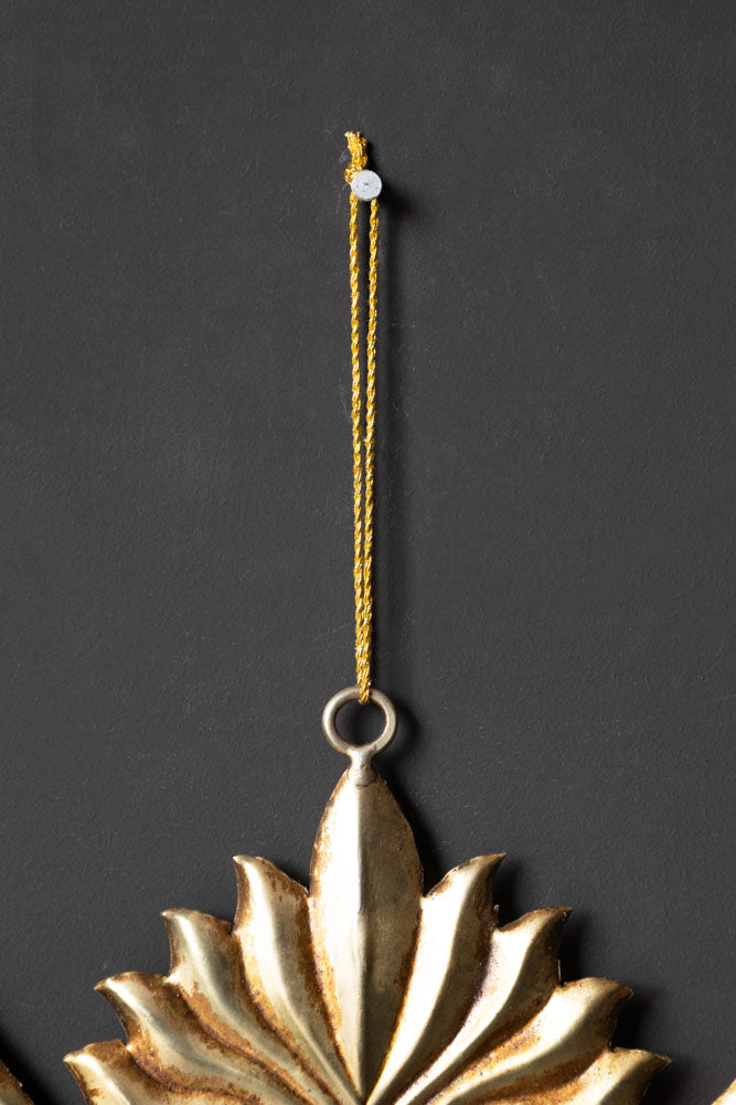 Décoration suspendue en forme de cœur en métal de style antique