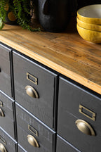 Petit buffet d'apothicaire