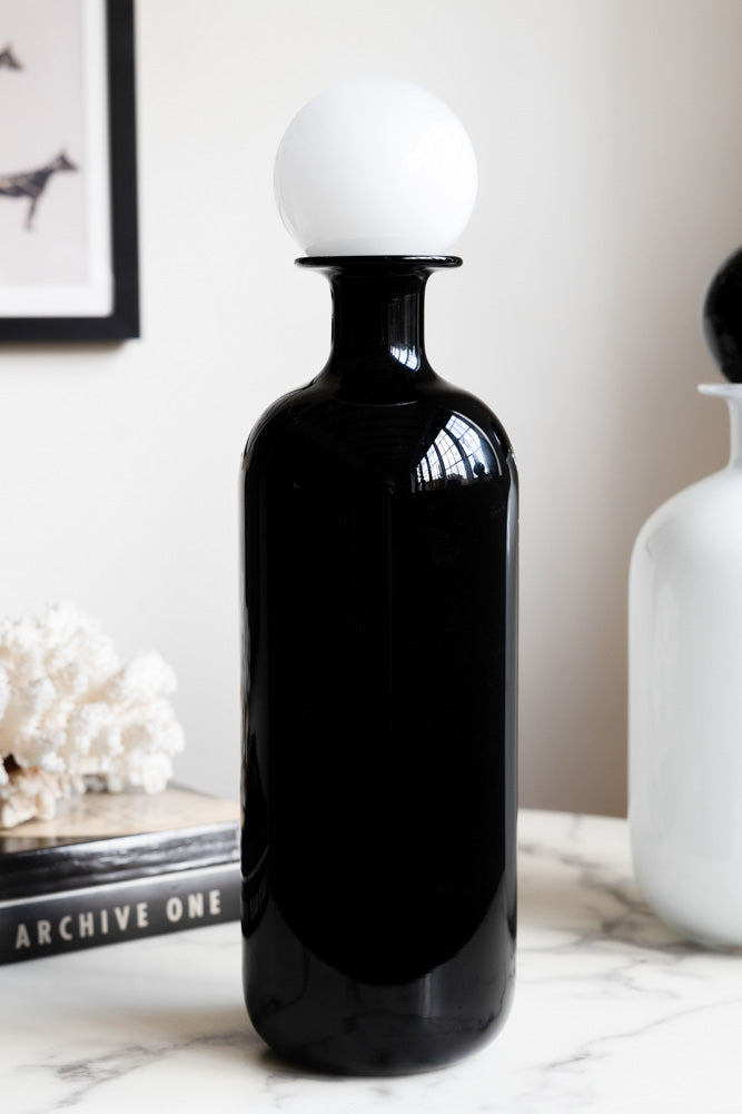 Grande bouteille d'apothicaire noire et blanche