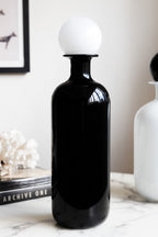 Grande bouteille d'apothicaire noire et blanche