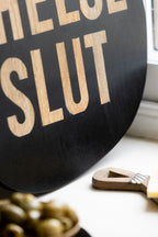 Planche de service en bois de mangue Cheese Slut