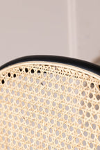 Chaise de salle à manger en bois noir et canne tressée Chez Pitou