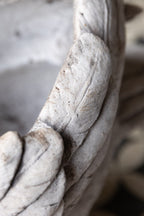 Élégante jardinière en forme de cygne