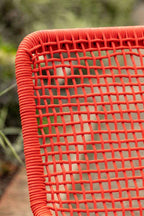 Chaise longue et repose-pieds de jardin orange vif