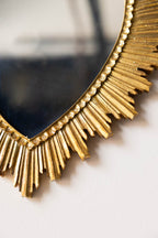 Miroir orné du Sacré-Cœur en or