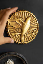 Décoration murale oiseau volant doré