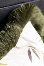 Coussin imprimé bambou vert avec bordure à franges