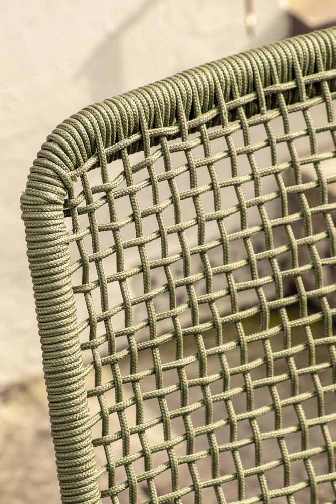 Ensemble de chaises longues et repose-pieds de jardin verts