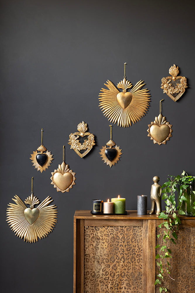 Grande décoration en forme de cœur de style antique Milagro