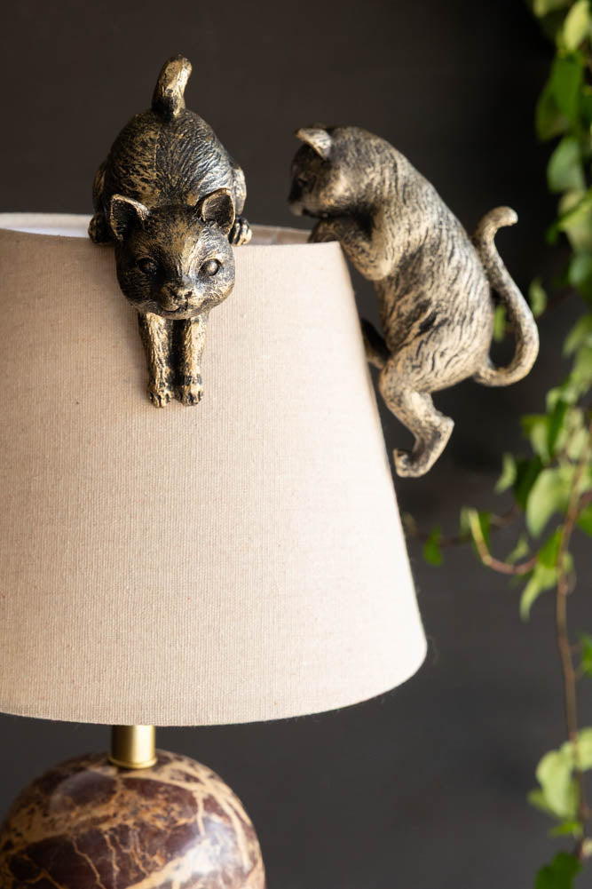 Grand ensemble de 2 décorations suspendues en forme de chats grimpants