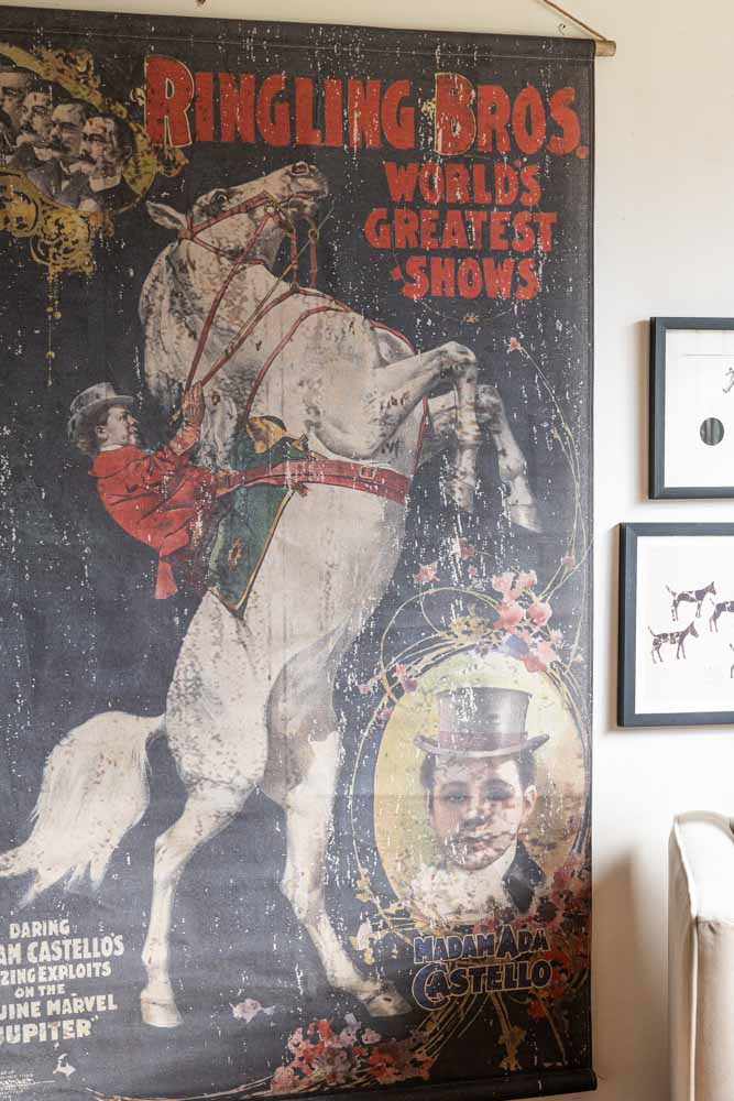 Grande décoration murale de style vintage représentant le plus grand spectacle du monde