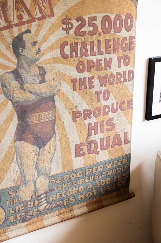 Grande décoration murale de style vintage représentant l'homme le plus fort du monde