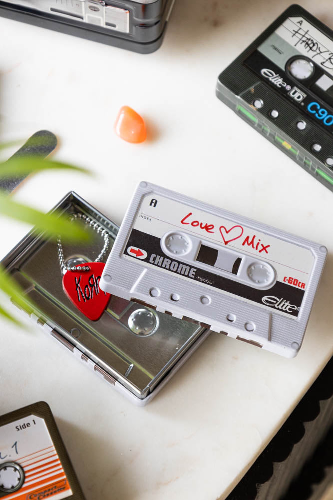 Boîte de rangement pour cassettes Love Mix