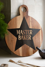 Planche de service en bois d'acacia Master Baker