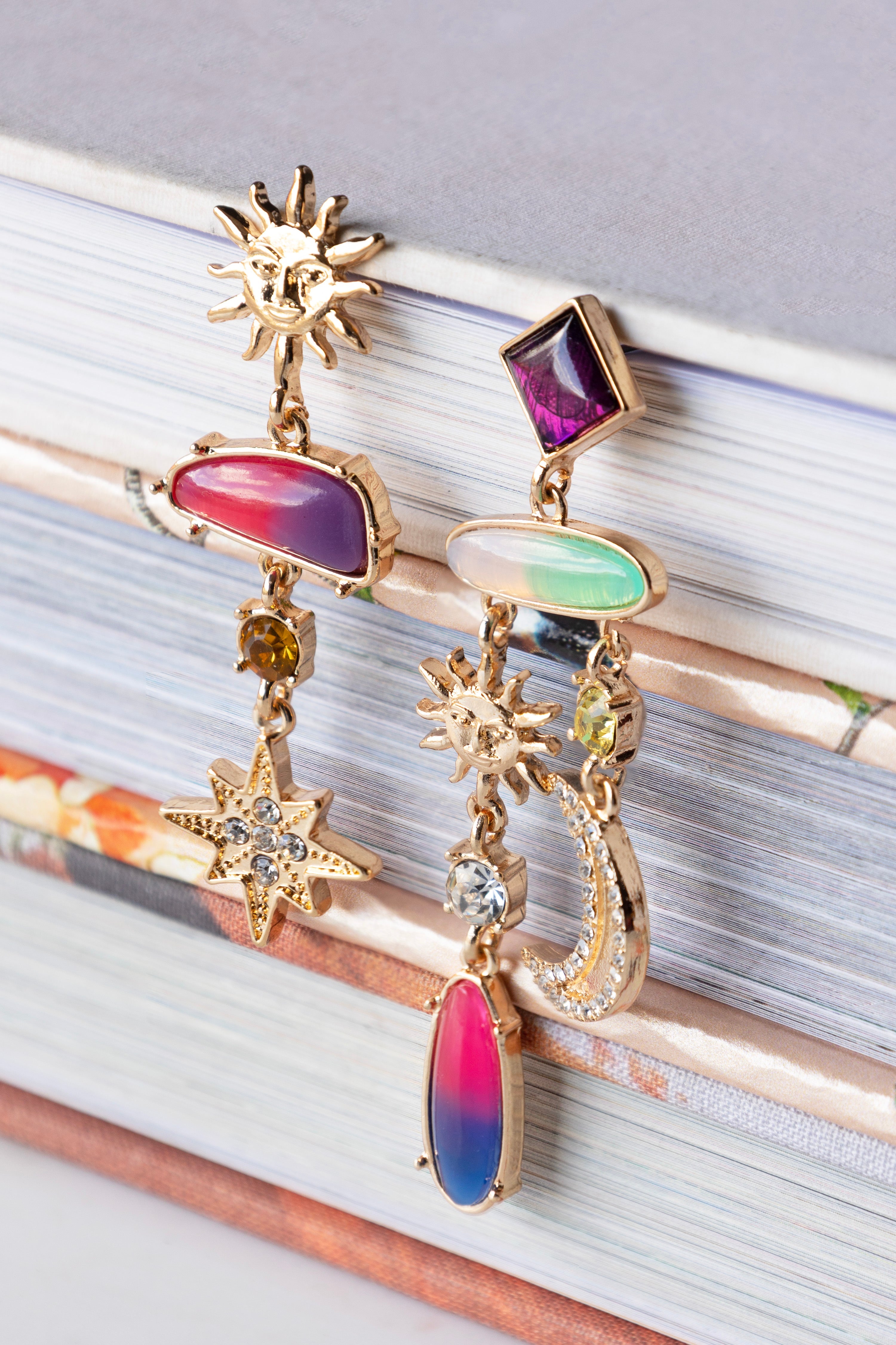 Boucles d'oreilles à perles roses et breloques bohèmes