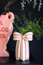 Vase à nœud rose et crème