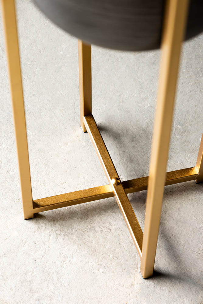 Lot de 2 jardinières noires avec support doré