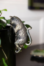 Grand ensemble de 2 décorations suspendues en forme de chats grimpants