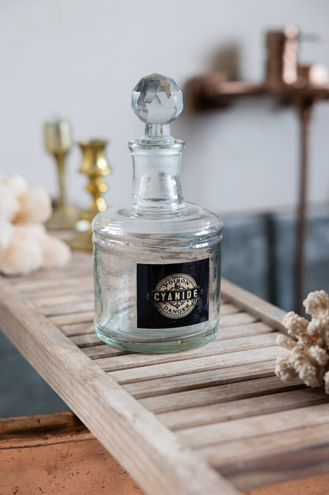 Lot de 3 flacons à poison de style apothicaire