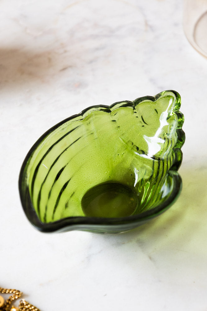 Plateau à bibelots coquillage vert foncé