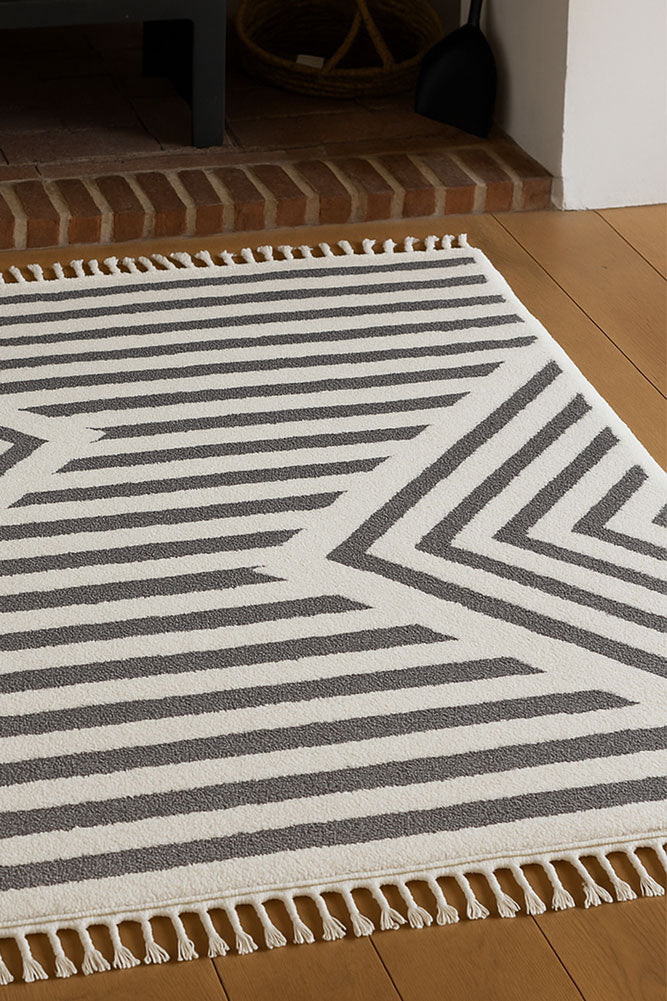 Le tapis Ariana en monochrome linéaire - Disponible en 3 tailles
