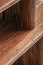 Grandes étagères d'exposition autoportantes à plusieurs niveaux