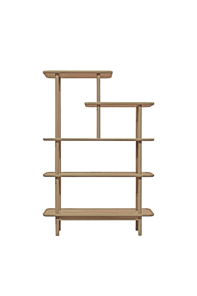 Vitrine à plusieurs niveaux en chêne